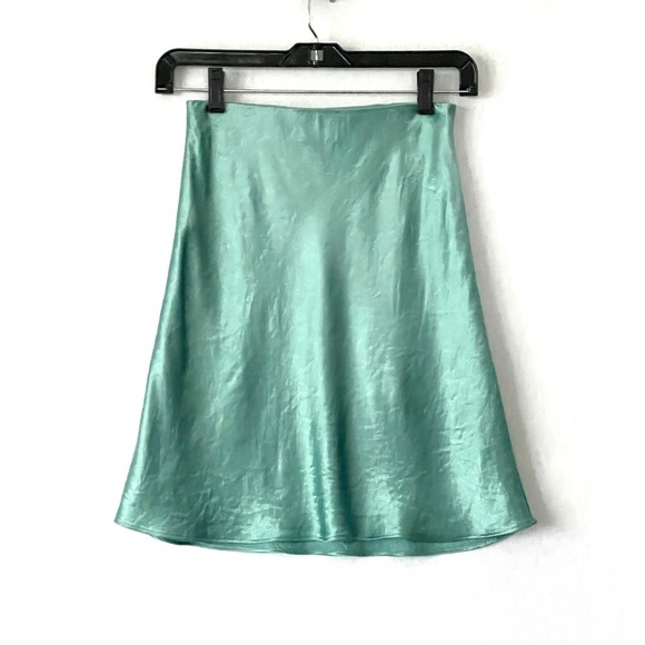 Aritzia Dresses & Skirts - ARITZIA Babaton Slip Mini Skirt